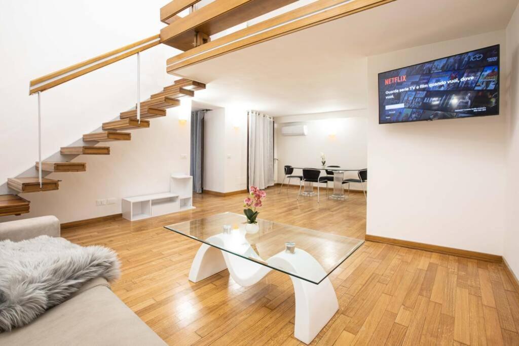 Unforgettable Split Level Jacuzzi Suite Navona Roma Esterno foto