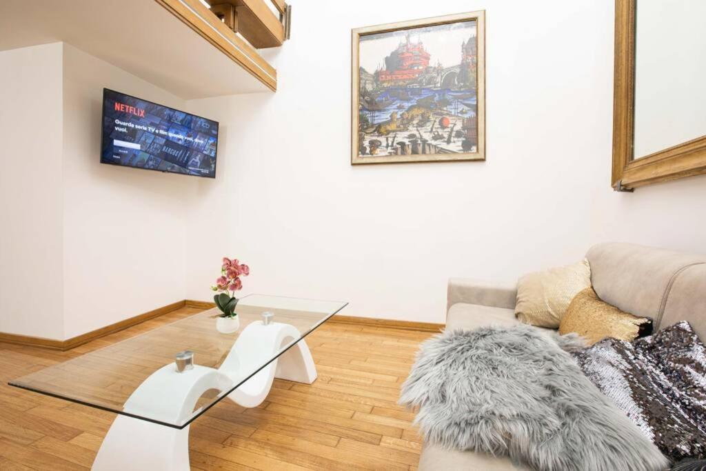 Unforgettable Split Level Jacuzzi Suite Navona Roma Esterno foto