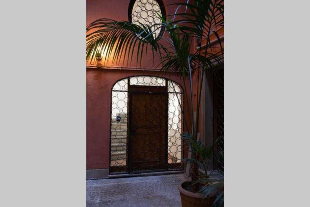 Unforgettable Split Level Jacuzzi Suite Navona Roma Esterno foto